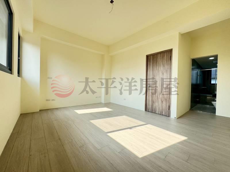 烏日溪南全新社區電梯別墅B房屋室內格局與周邊環境