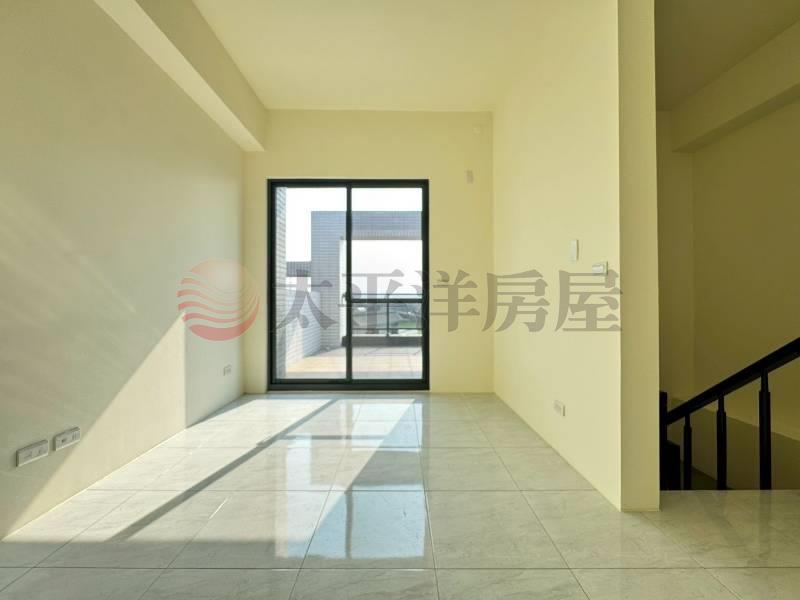 烏日溪南全新社區電梯別墅B房屋室內格局與周邊環境