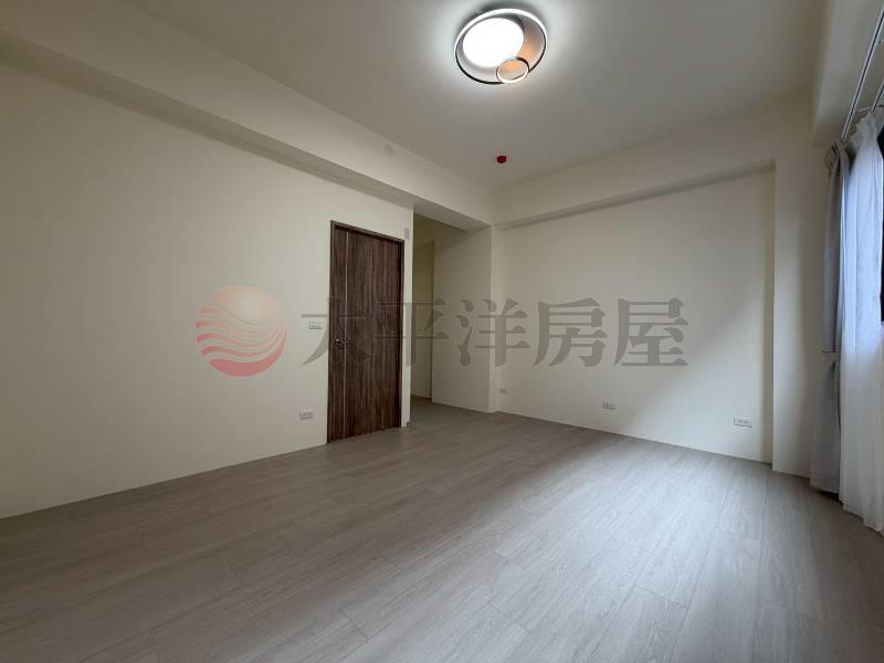 烏日溪南全新社區電梯別墅C房屋室內格局與周邊環境