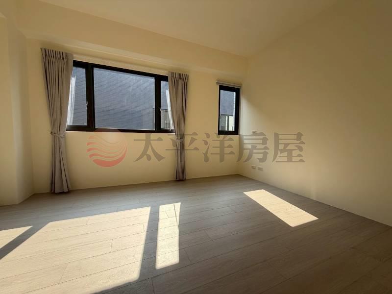 烏日溪南全新社區電梯別墅C房屋室內格局與周邊環境