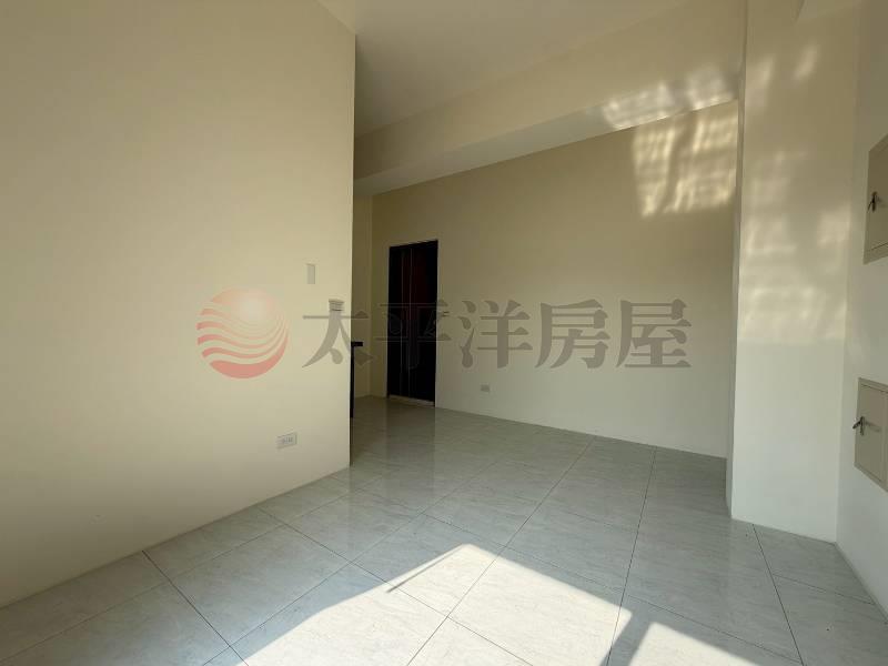 烏日溪南全新社區電梯別墅C房屋室內格局與周邊環境