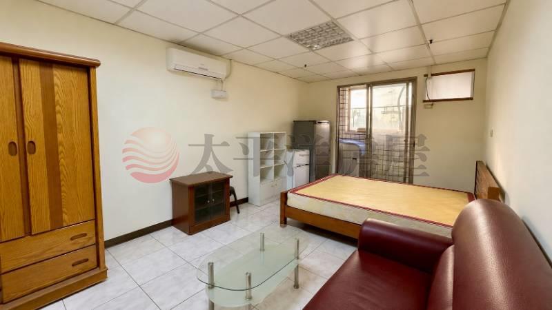 近中教大｜柳岸河畔旁小資電梯套房房屋室內格局與周邊環境