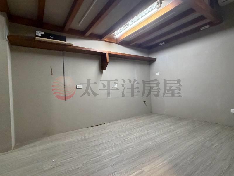 員林市中心辦公大樓房屋室內格局與周邊環境