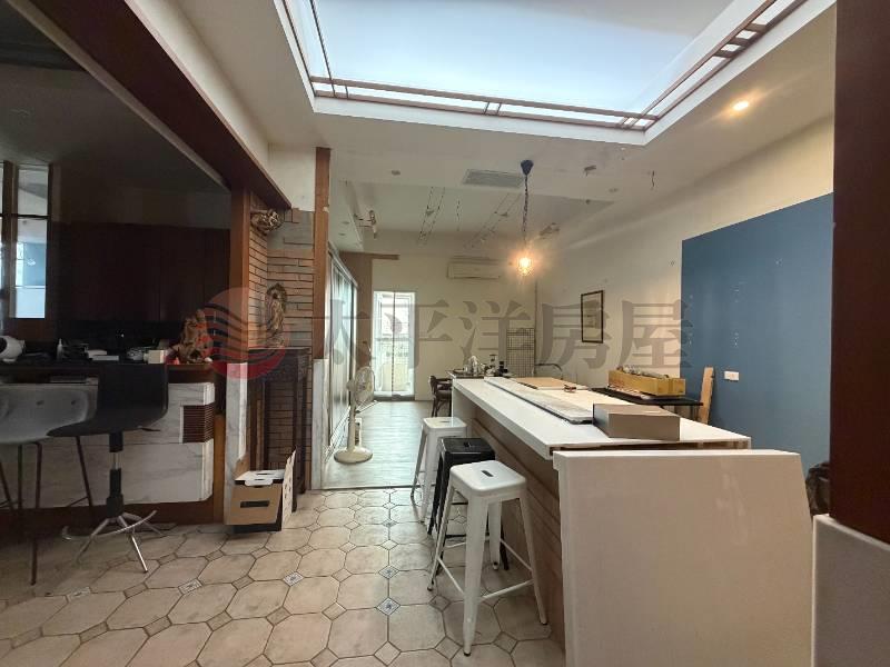 員林市中心辦公大樓房屋室內格局與周邊環境