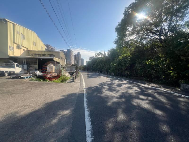 台灣大道旁增值都內農地房屋室內格局與周邊環境