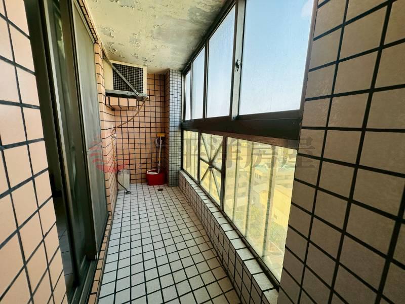 彰市近交流道正3房附車位視野美廈房屋室內格局與周邊環境