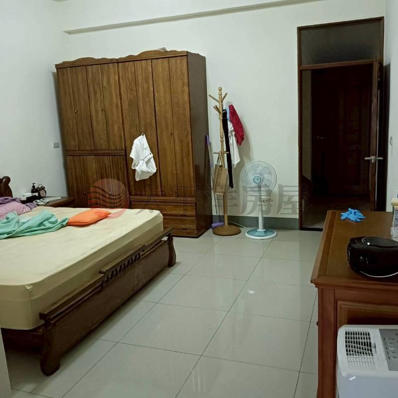 崙平大透天房屋室內格局與周邊環境