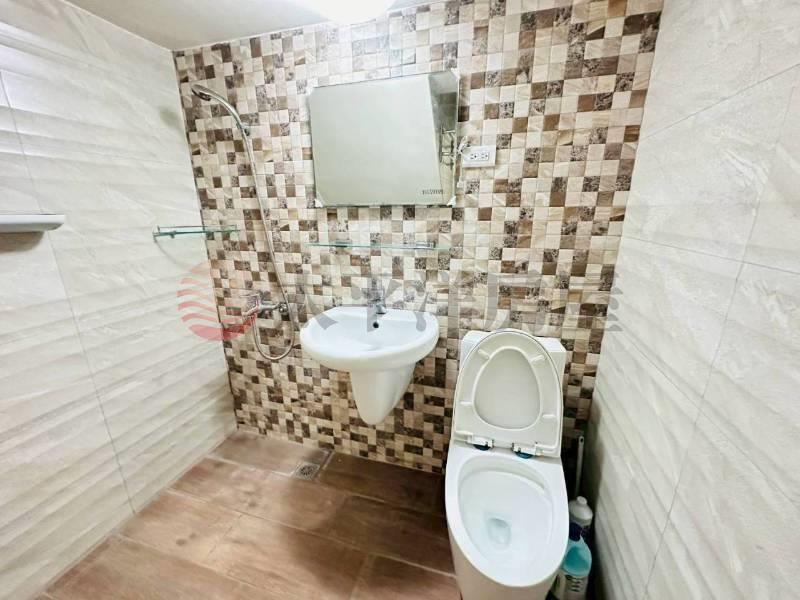 金馬路乙工大店面房屋室內格局與周邊環境