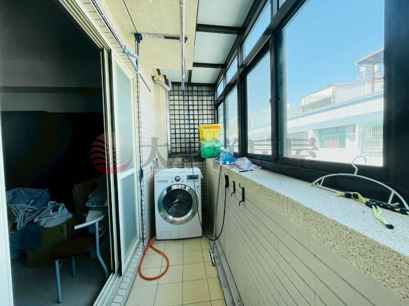 南興國小輕屋齡美店墅房屋室內格局與周邊環境