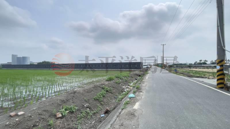 芳苑鄉芳仁段方正大農地房屋室內格局與周邊環境