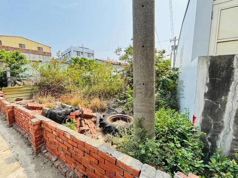 伸港近伸仁國小大面寬獨棟美建地房屋室內格局與周邊環境