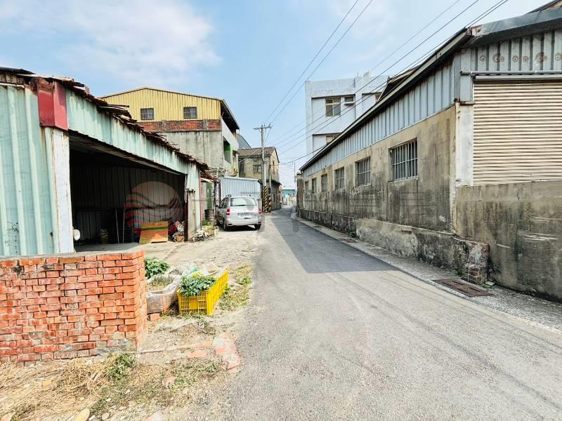 伸港近伸仁國小大面寬獨棟美建地房屋室內格局與周邊環境