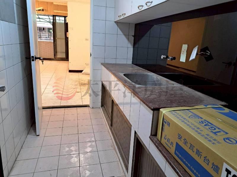 大慶二樓三房房屋室內格局與周邊環境