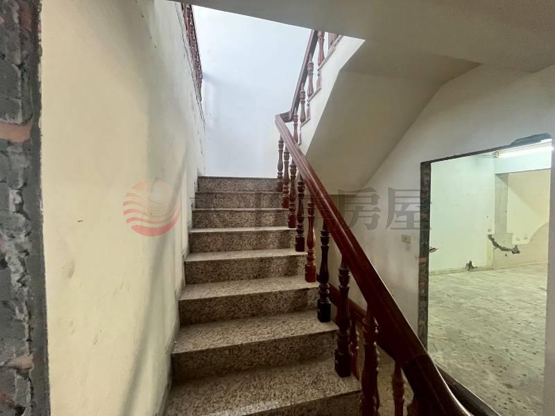安樂62旁透天房屋室內格局與周邊環境