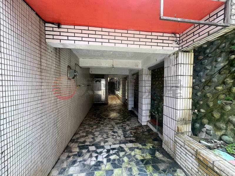安樂62旁透天房屋室內格局與周邊環境