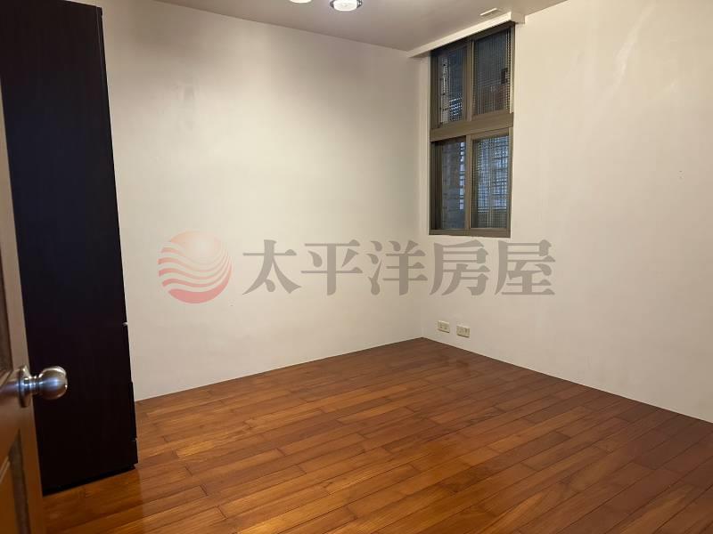 羅東市區電梯華廈房屋室內格局與周邊環境