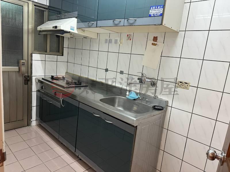 羅東市區電梯華廈房屋室內格局與周邊環境