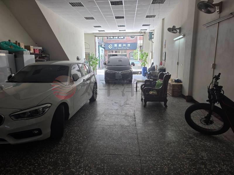 7.5米大面寬南崁挑高廠房房屋室內格局與周邊環境