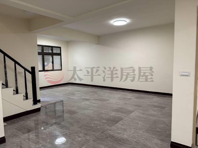 平鎮國中大面寬透天房屋室內格局與周邊環境