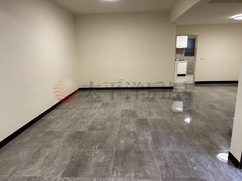 平鎮國中大面寬透天房屋室內格局與周邊環境