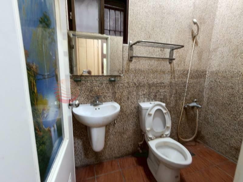 平鎮金陵路四段低總價透天房屋室內格局與周邊環境