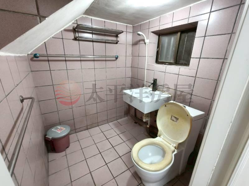 平鎮金陵路四段低總價透天房屋室內格局與周邊環境