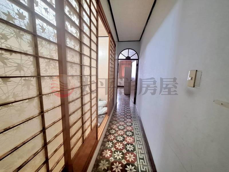 虎山路市區・老宅風透天房屋室內格局與周邊環境