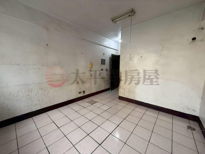 虎山重劃區愛的雅築美套房投資公寓房屋室內格局與周邊環境