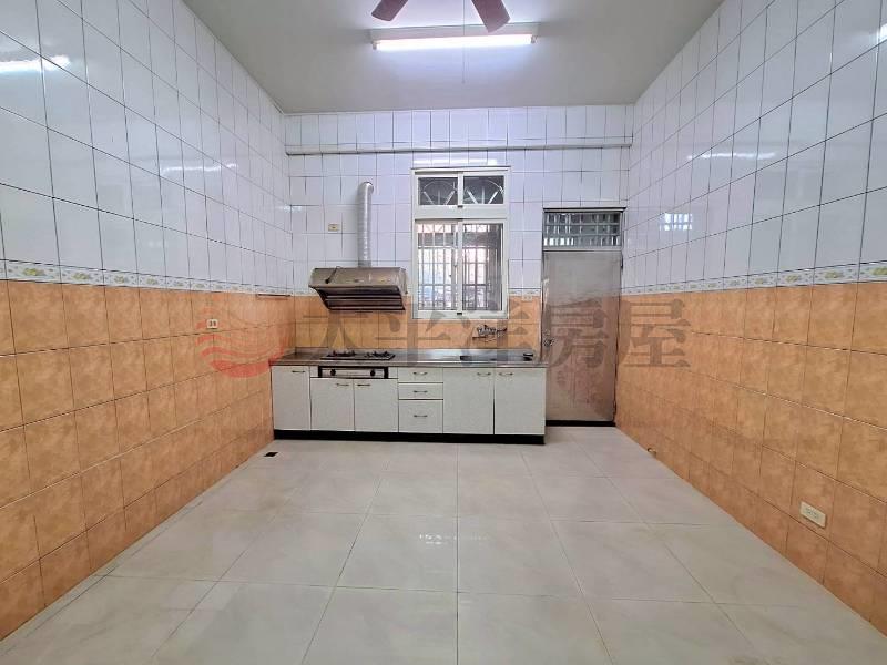 虎山靜巷美透天房屋室內格局與周邊環境