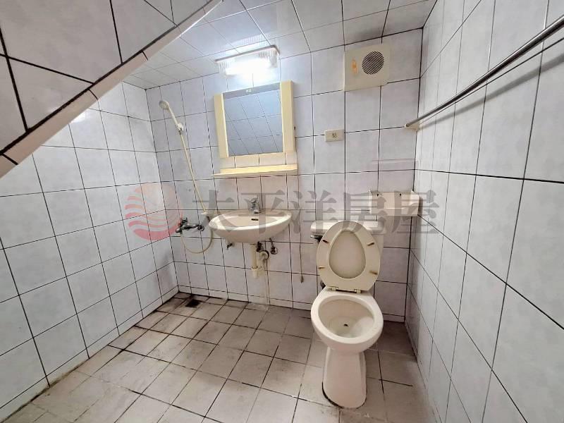 虎山靜巷美透天房屋室內格局與周邊環境