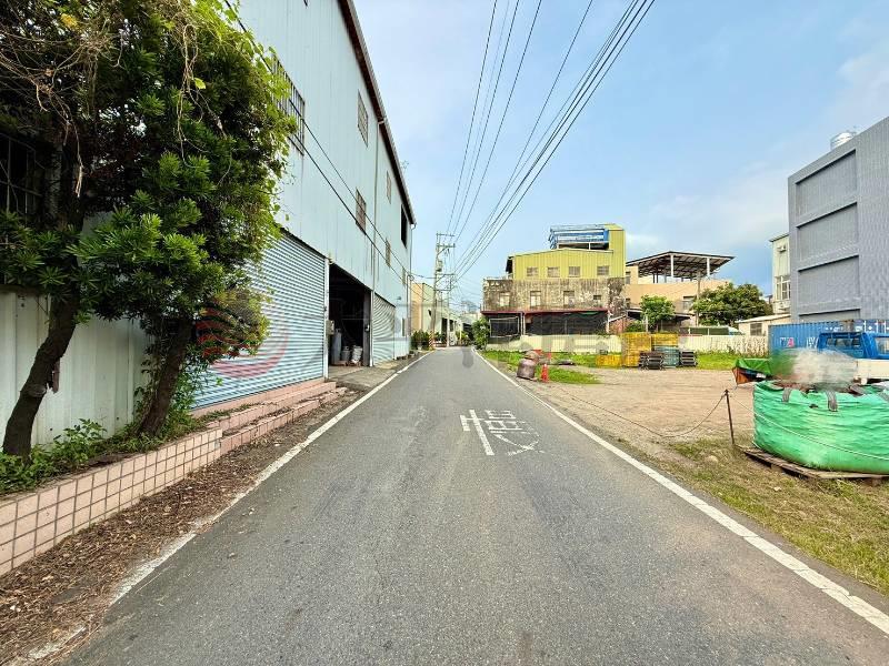 交流道與碧興路旁農舍廠房房屋室內格局與周邊環境