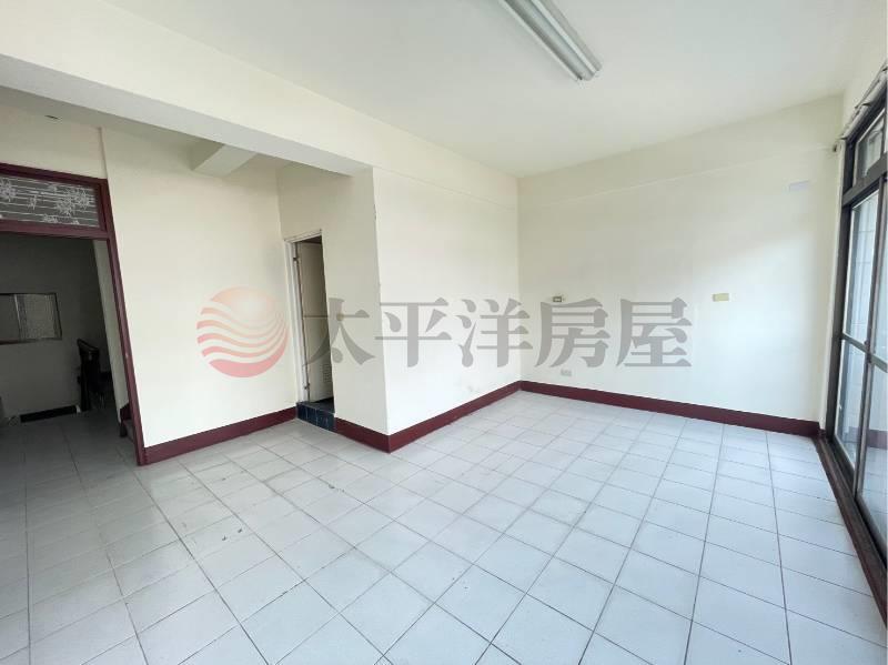 南投中興學區店住透天房屋室內格局與周邊環境