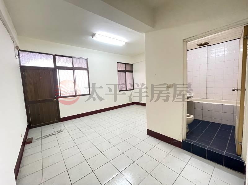 南投中興學區店住透天房屋室內格局與周邊環境