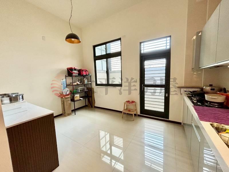 南投華陽路4房震後透天房屋室內格局與周邊環境