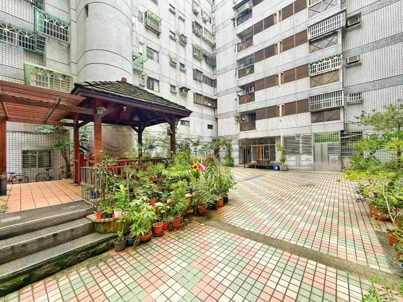 陽光大地3房景觀美華廈房屋室內格局與周邊環境