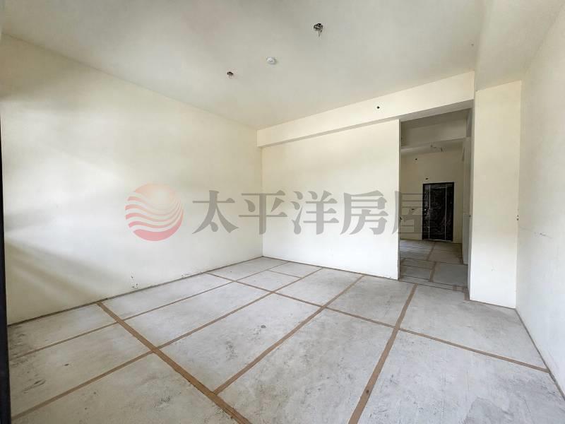 草屯近南開全新4套房別墅房屋室內格局與周邊環境