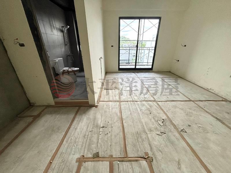 草屯近南開全新4套房別墅房屋室內格局與周邊環境