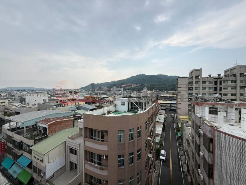 虎山高樓層視野大三房華廈房屋室內格局與周邊環境