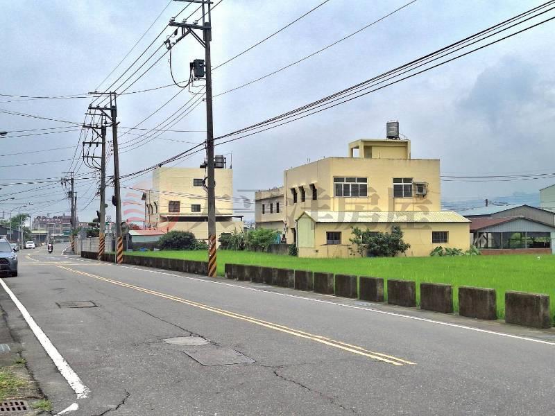 草屯碧洲闊境建地房屋室內格局與周邊環境