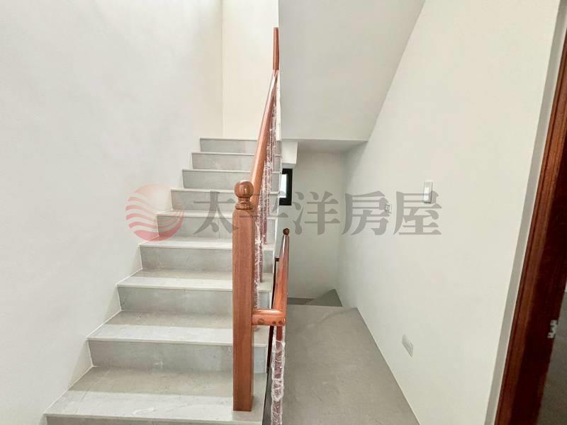 南投市全新4套房雙車透墅房屋室內格局與周邊環境