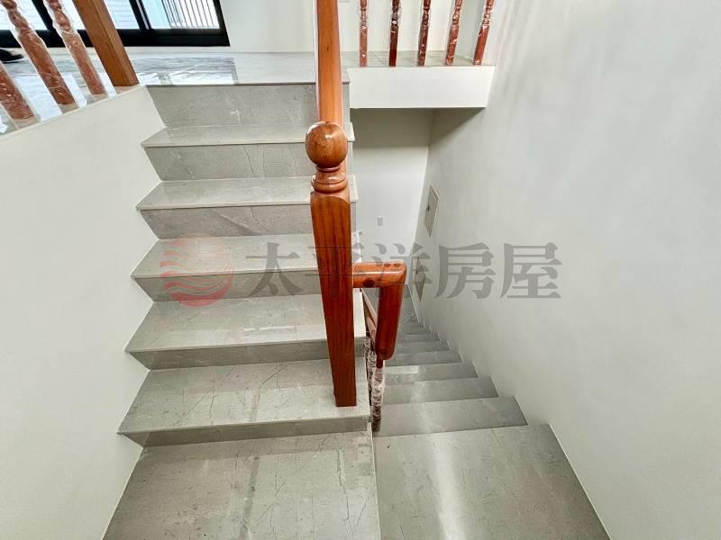 南投市全新4套房雙車透墅房屋室內格局與周邊環境