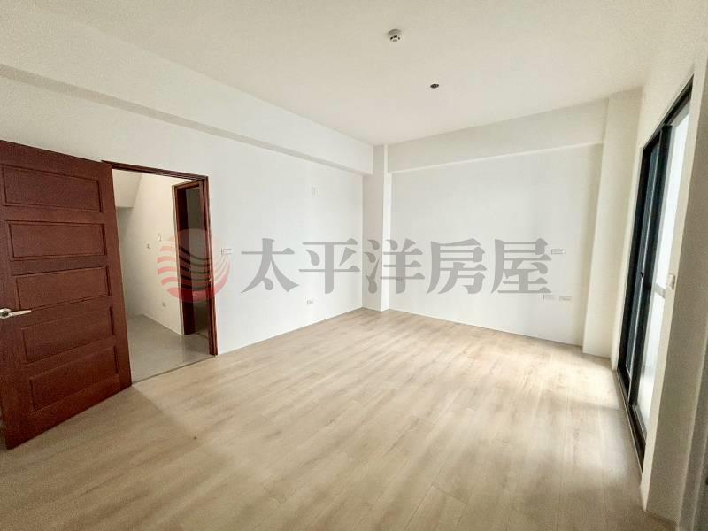 南投市全新4套房雙車透墅房屋室內格局與周邊環境