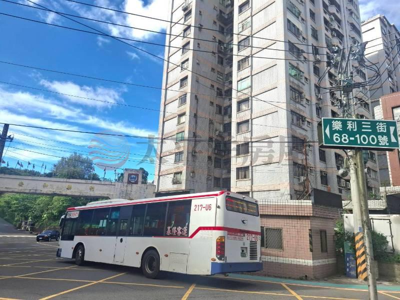 國城山海關3房+車位房屋室內格局與周邊環境
