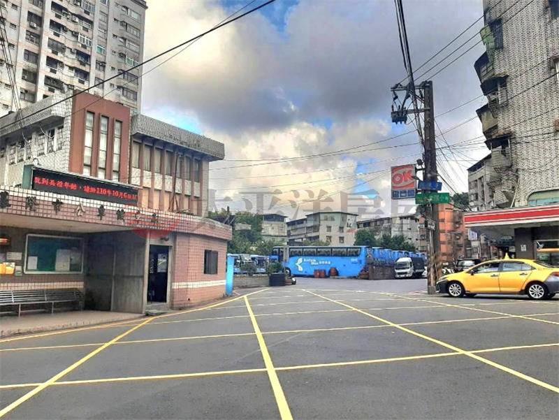國城山海關3房+車位房屋室內格局與周邊環境