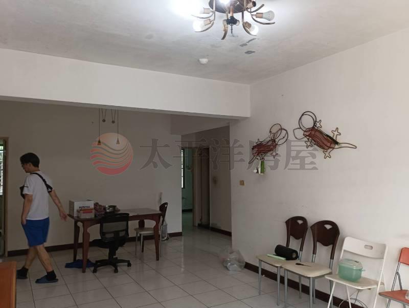 國揚大地加車位房屋室內格局與周邊環境