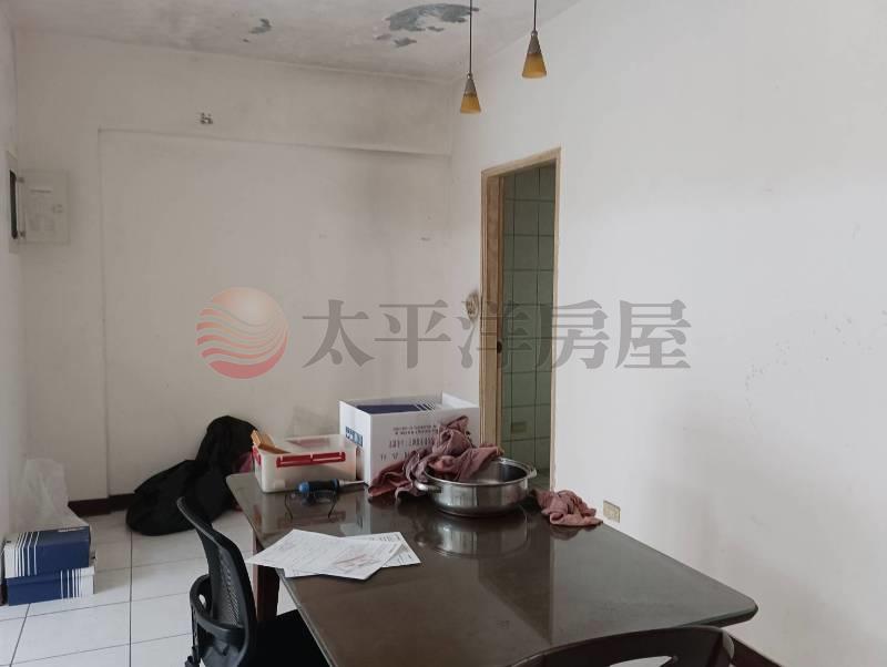 國揚大地加車位房屋室內格局與周邊環境