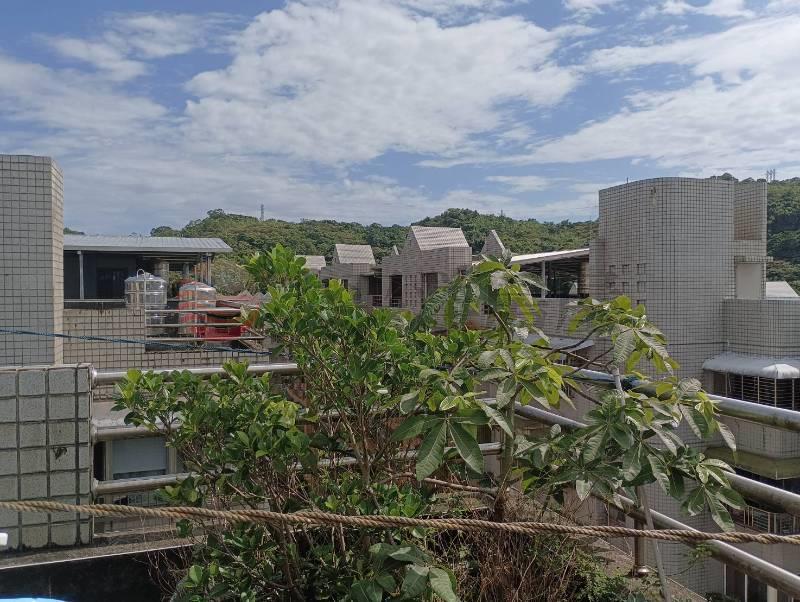 國揚大地加車位房屋室內格局與周邊環境