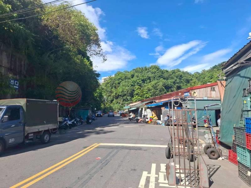 果菜市場旁倉庫房屋室內格局與周邊環境