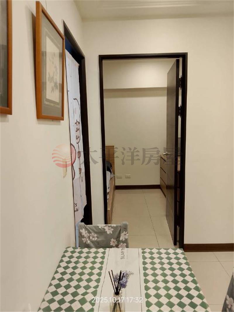 城上城前區3房車位房屋室內格局與周邊環境