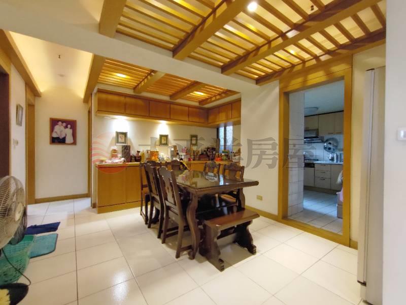 龍騰景觀戶房屋室內格局與周邊環境